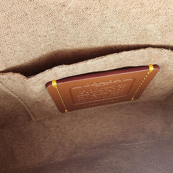 NWT COACH CCE13 Hailey Flap Bag Velvet Organic Cotton With Quilting Burgundy - Picture 5 of 5